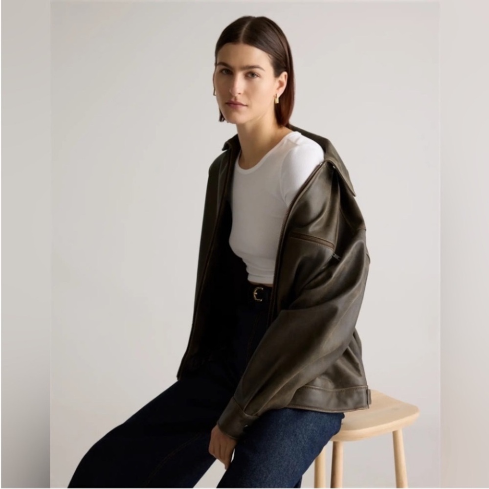 Quince 100% Leather Soft
Oversized Bomber
Distressed Brown Jacket
Size Small - Picture 5 of 10